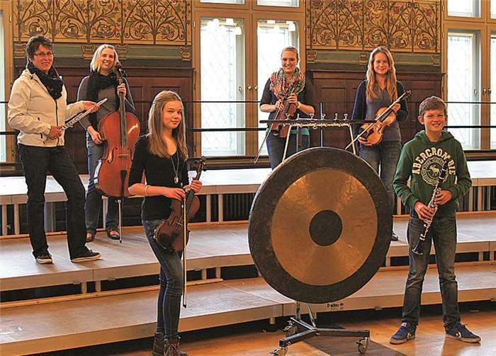 Gongschlag zum Orchester der Generationen 