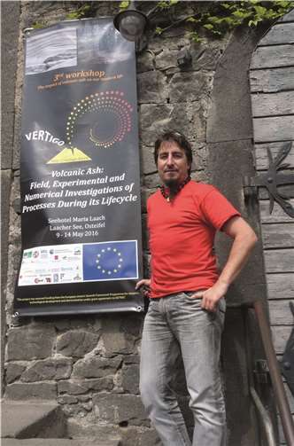 Junge Geologen erforschten Vulkanasche 