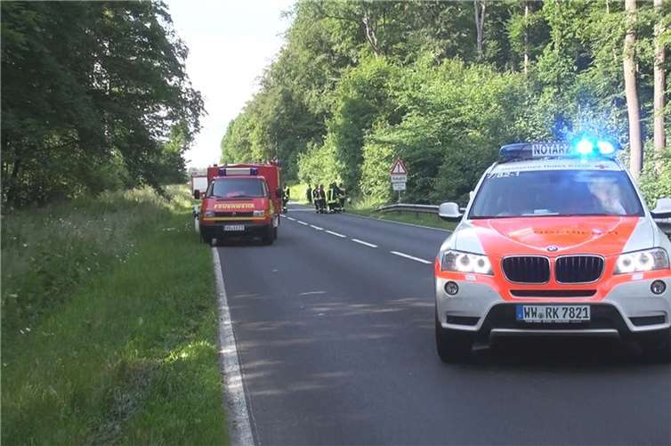 Missglücktes Überholmanöver kostet Motorradfahrer das Leben 