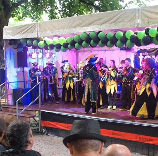 Handgemachtes Traditionsfest wurde zünftig und kräftig gefeiert 