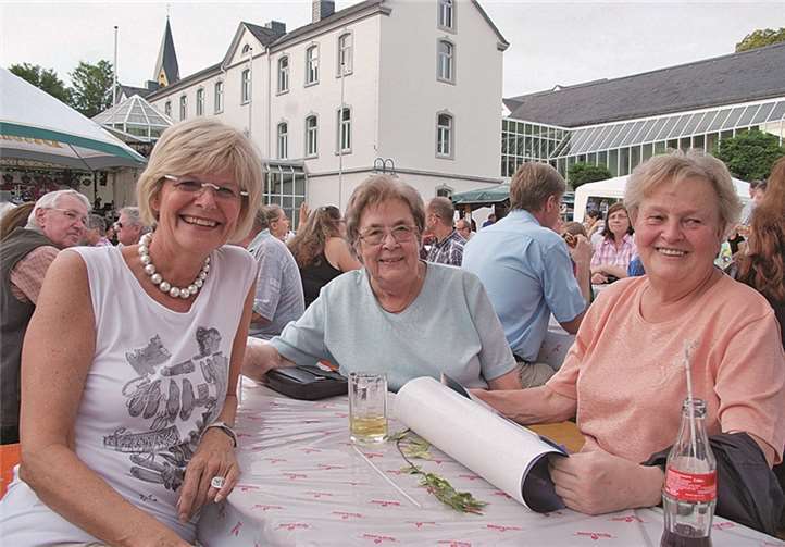 Vallendarer Vereine präsentieren das „Stadtfest 2013“ auf dem Burgplatz 