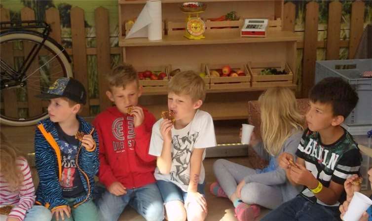 Schmecken, Riechen, Fühlen, Sehen und Greifen waren gefordert 