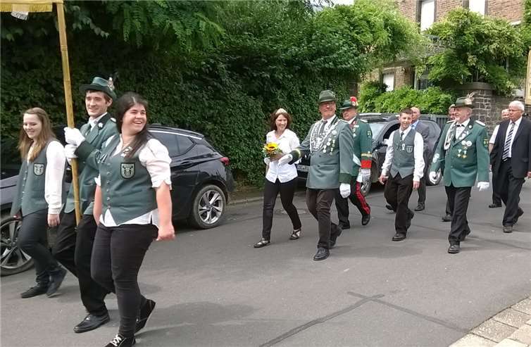 140. Vereinsjubiläum und 63. Bezirksschützenfest gefeiert 