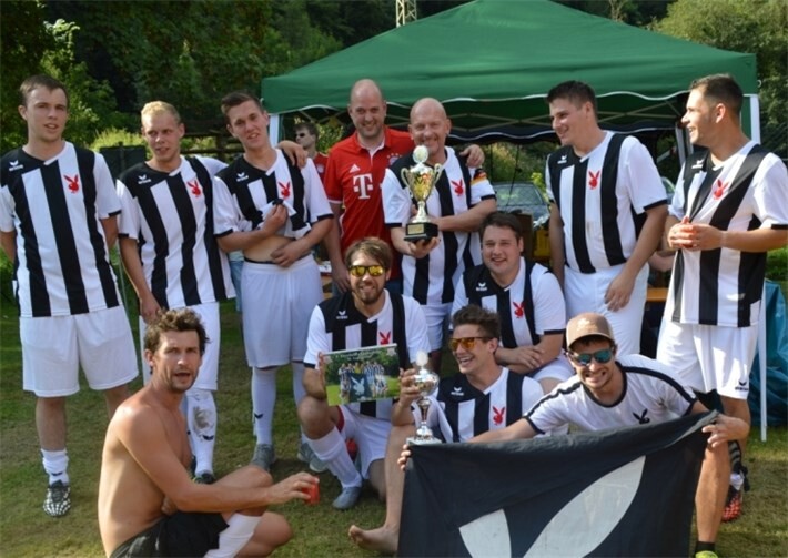 Turnier-Wochende mit Sommerfest 