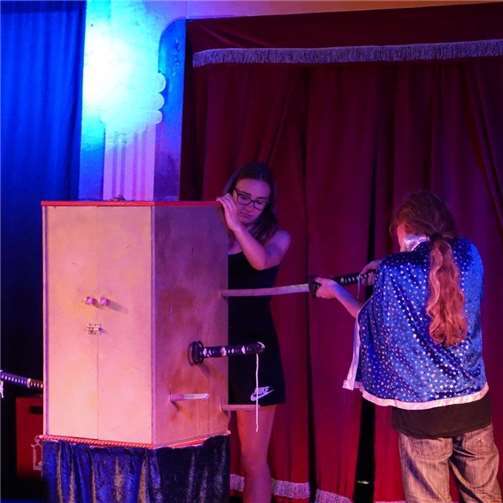 „Manege frei!“ für kleine Artisten 