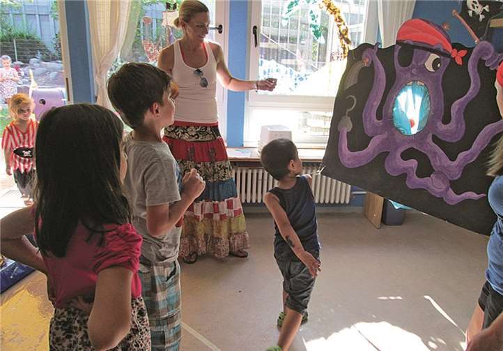 Piraten entern das Haus für Kinder 