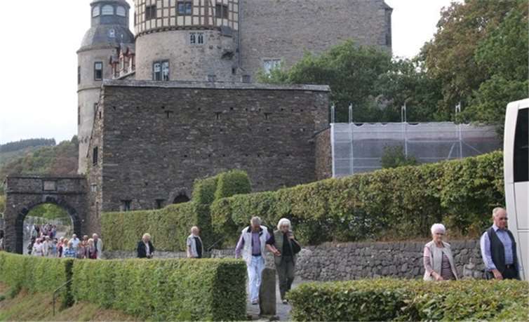 „Warum in die Ferne schweifen ...“ 