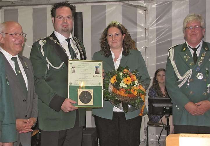Michael Weckbecker ist neuer Bezirkskönig 
