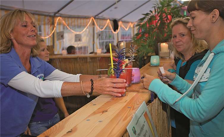 Rund 600 Besucher tummelten sich auf der Festwiese 