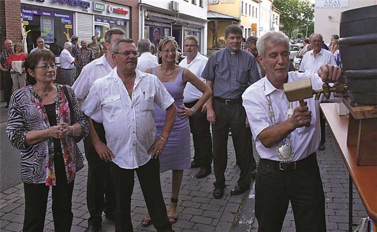Sommerliche Temperaturen bei der Kirmes 