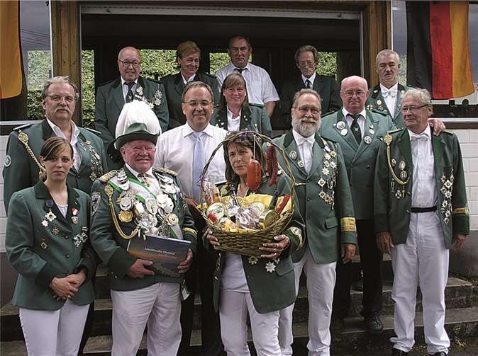 Kräutersegnung und neuer Schützenkönig 