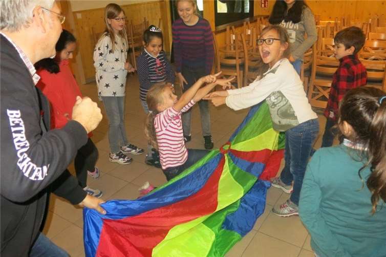 Kindern und Jugendliche schlossen neue Freundschaften 