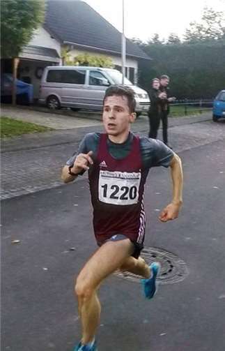 Dominik Fabianowski lag über zehn Minuten vor den „Verfolgern“ 