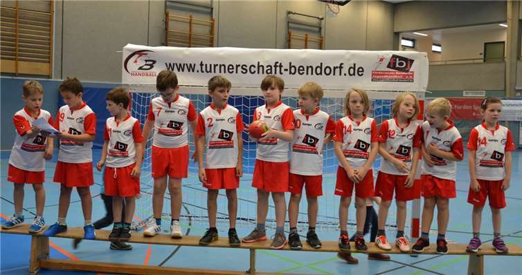 Spielfest der Minihandballer