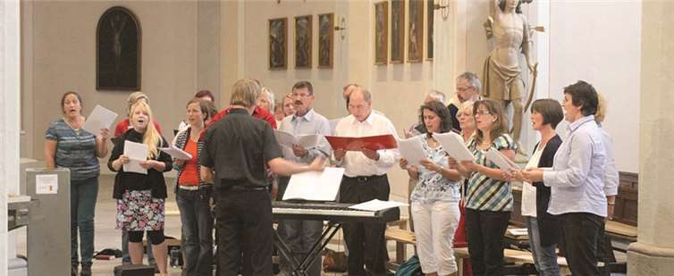 Acht Chöre gestalten den dritten ökumenischen „Evensong“ 