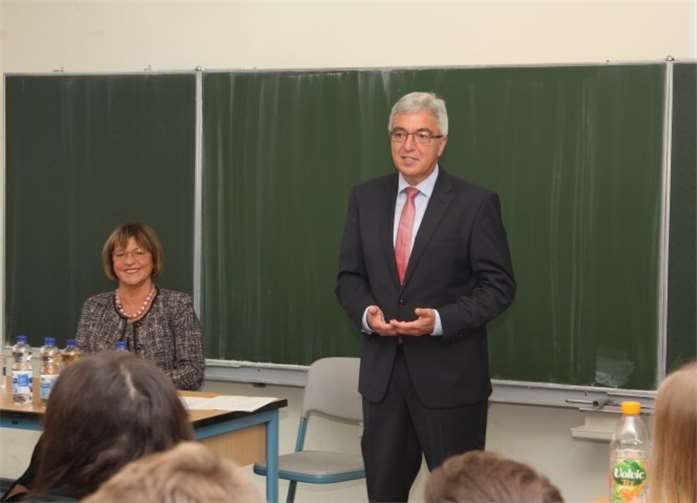 Schüler treffen Politiker