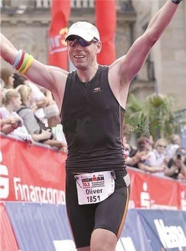 Oliver Henne erfolgreich bei der Ironman-Halbdistanz 