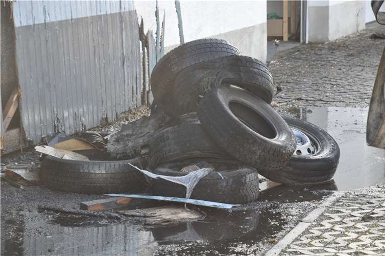 Polch: Brand in Schuppen 