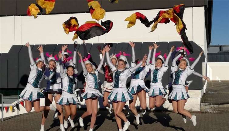 Das Tanzpaar ist deutscher Meister 