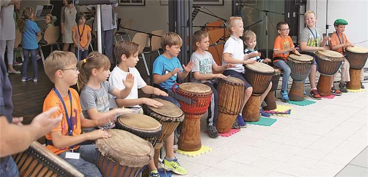 Großes Kinderfest zum ersten Geburtstag