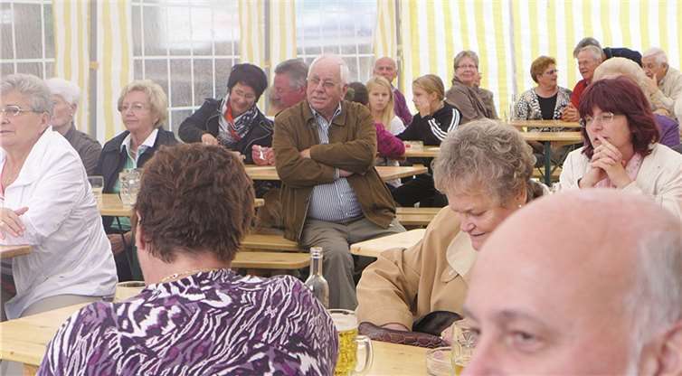 8. Weitersburger Krebbelches-Fest – trotz Regen ein gelungenes Fest 