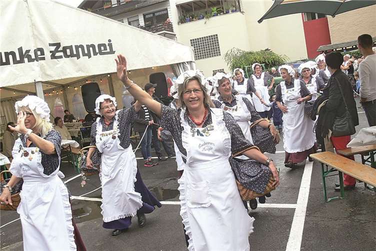 Saftiger Quetschekooche und farbenfroher Festumzug 