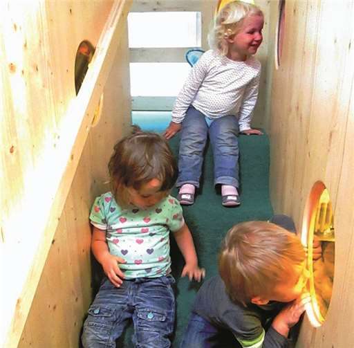 Neues Spiel- und Schlafpodest 