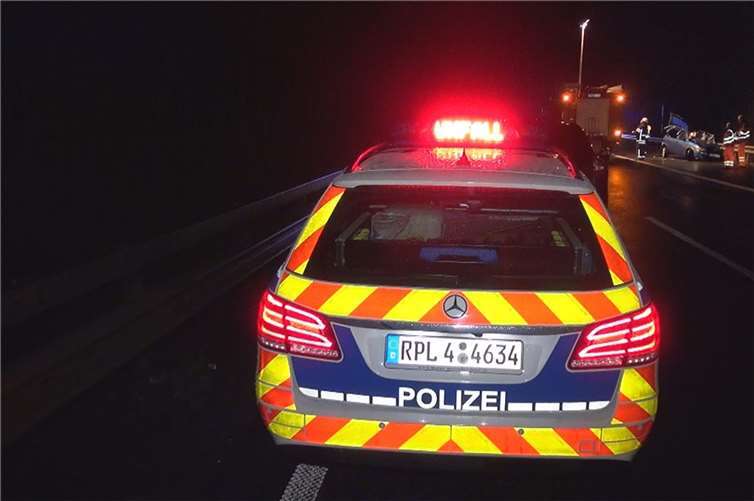 Falsch auf Autobahn gefahren: 70-Jährige schwer verletzt 