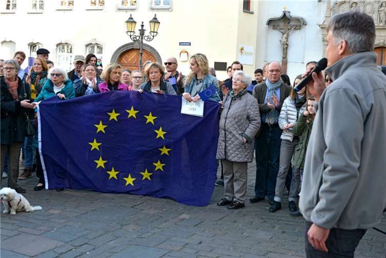 Zahl der Europafreunde wächst 