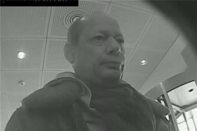 Fahndung nach Betrügern 