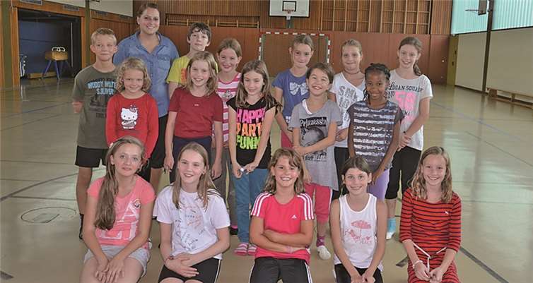 Eifrige Jugend bereitet sich vor 