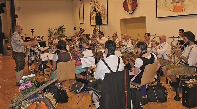 „O’zapft is“ zur Wiesn-Gaudi 