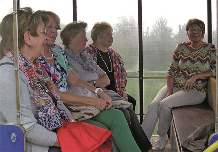 Interessanter Ausflug zur Straußenfarm 