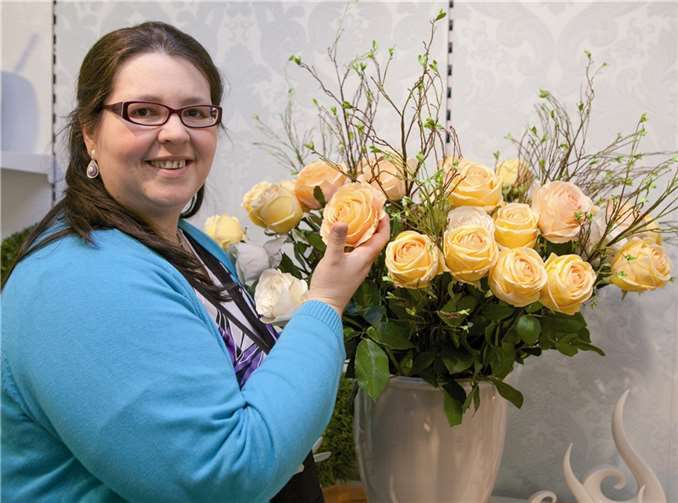 Hier gibt es alles, was das Wohnzimmer schöner macht 