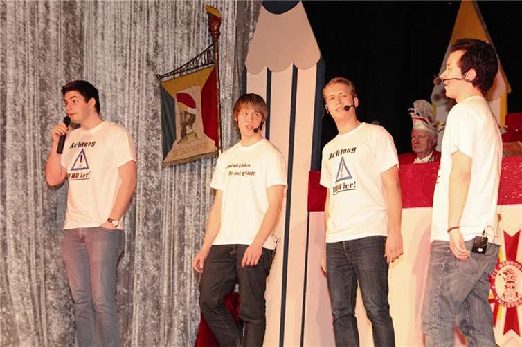 Prächtige Karnevalsstimmung in der Stadthalle 