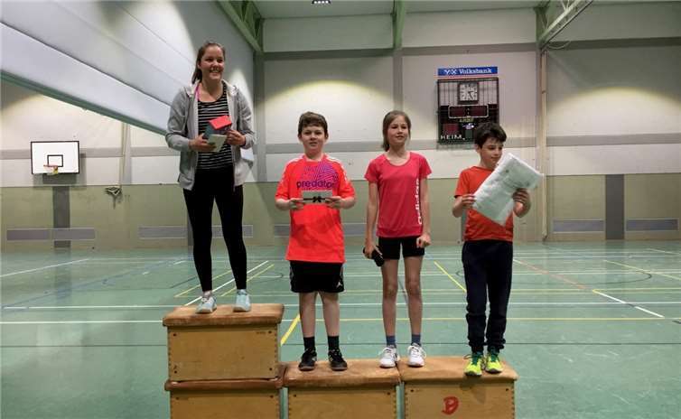 Badmintonspaß für Groß und Klein Badmintonspaß für Groß und Klein