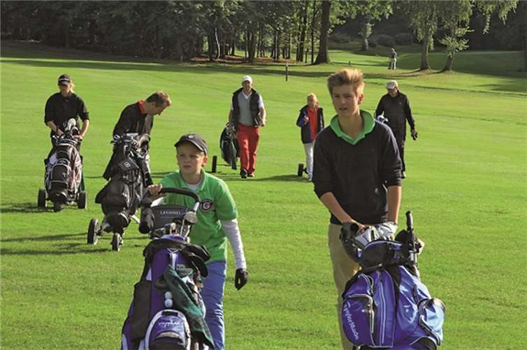 Erster Offener Generationen-Cup 