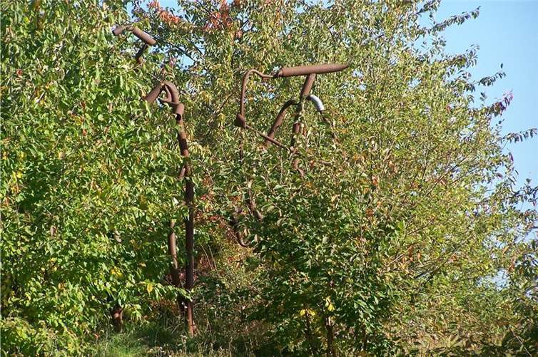 Figuren am Radweg in Polch
