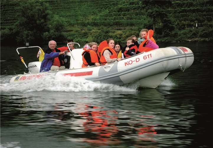 40 Aktive auf Tour zum Apfelfest