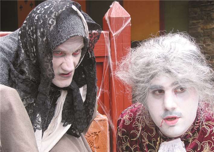 Abenteuer mit spitzen Zähnen