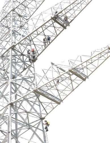 Sicheres Arbeiten in absturzgefährdeten Bereichen