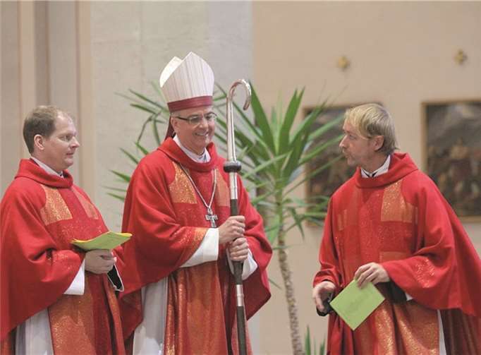 Firmung mit Weihbischof Peters