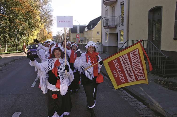Möhne läuteten die fünfte Jahreszeit ein 