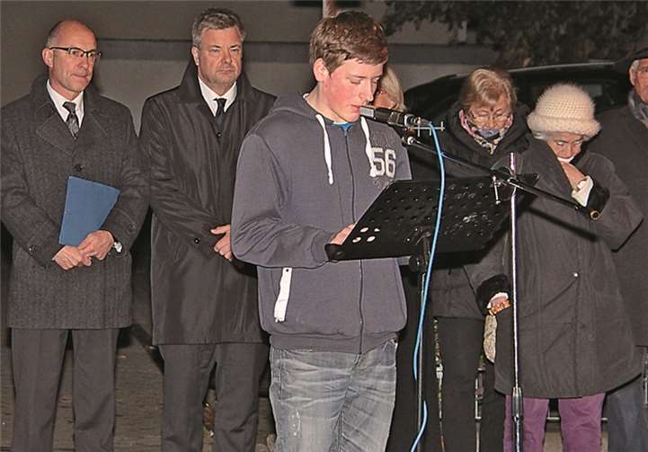 Schüler der Geschwister-Scholl- Schule gestalteten die Feier mit 