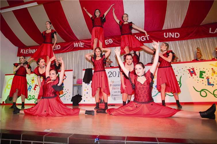 Fünf Stunden Bühnenprogramm in der Helau-Hochburg 