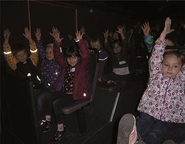 Die Polizeipuppenbühne war da 