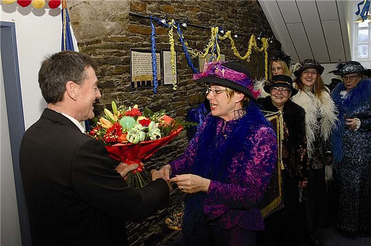 Ein Tänzchen unter Mädels 