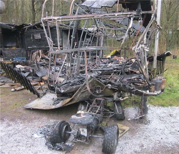 Campinghütte ausgebrannt 