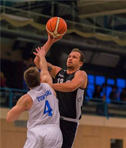 Sieg dank starkem zweiten Viertel 