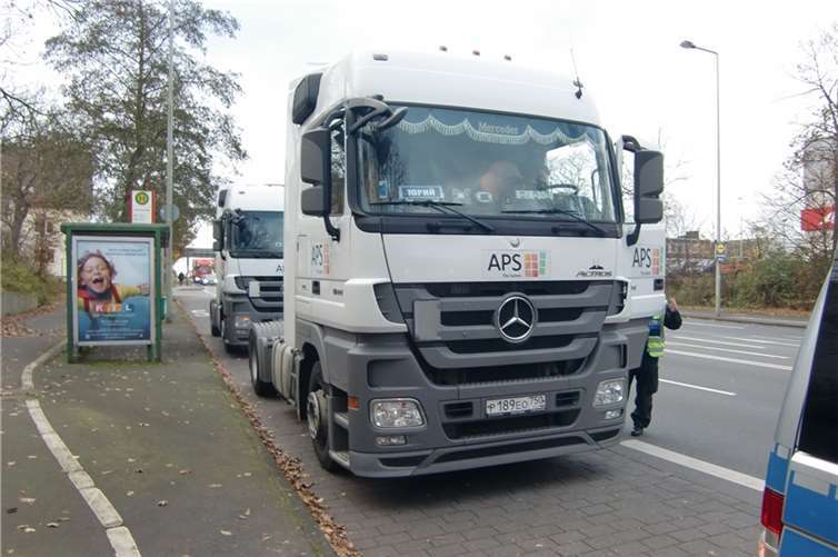 Haarsträubende Polizeikontrolle: Russischer „Autobahnknoten“ 